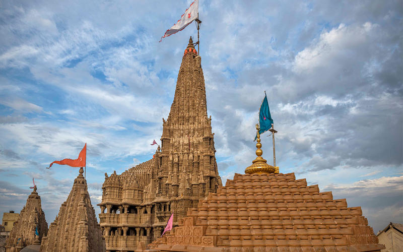 DWARKADHISH TEMPLE DWARKA JAMNAGAR