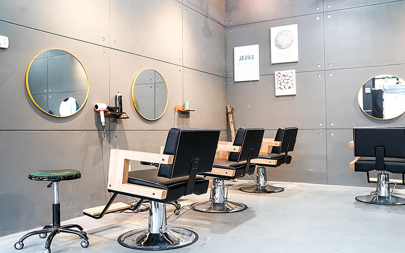 HAIR SALOON  (MEN)