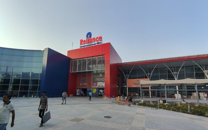 RELIANCE MALL MOTIKHAVDI JAMNAGAR